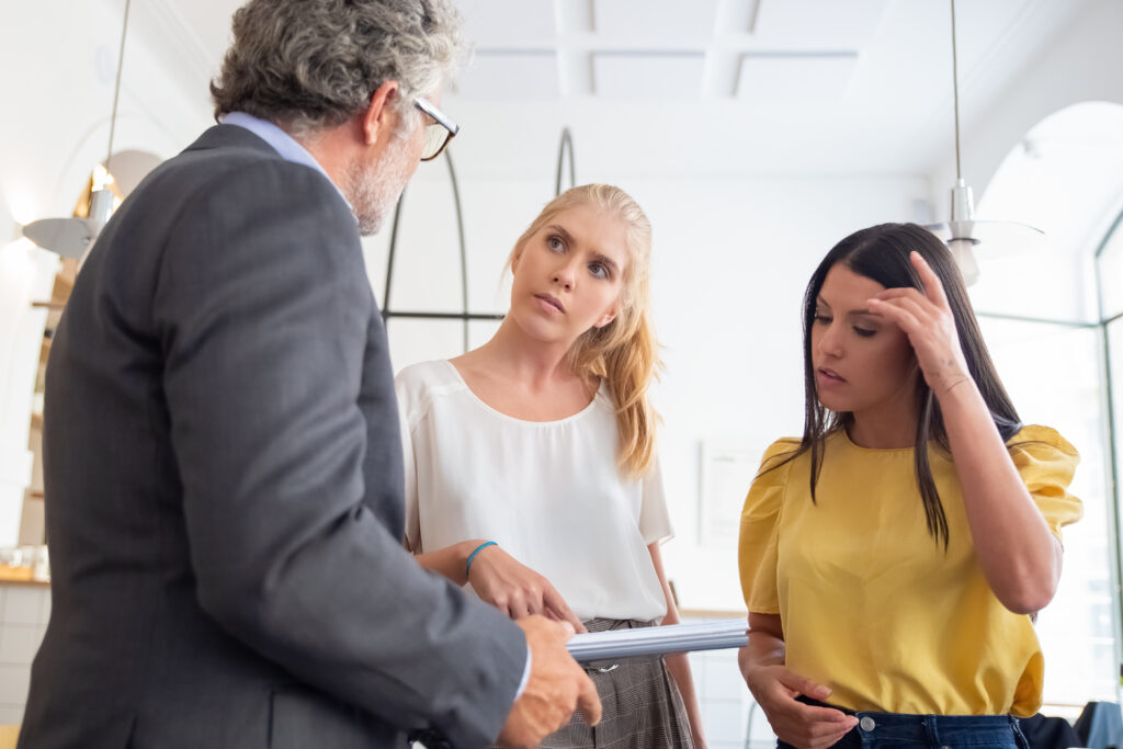 Sucessão empresarial como evitar conflitos familiares e garantir a continuidade dos negócios